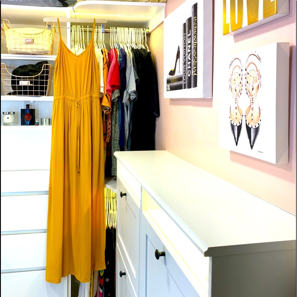 Forever 21 V-neck long maxi mustard yellow dress, size small, very soft & flowy